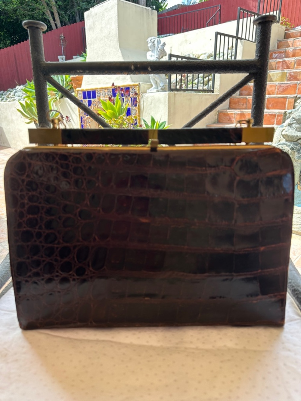 Vintage Authentic Alligator Brown Bag. Size Large
